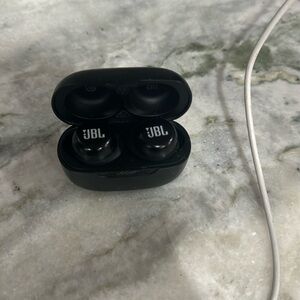 JBL Tune Buds Earphones, Bluetooth and Wireless, Water Resistant Noise Canceling